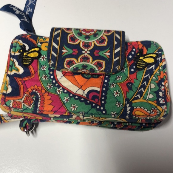 Vera Bradley wristlet - Picture 2 of 5
